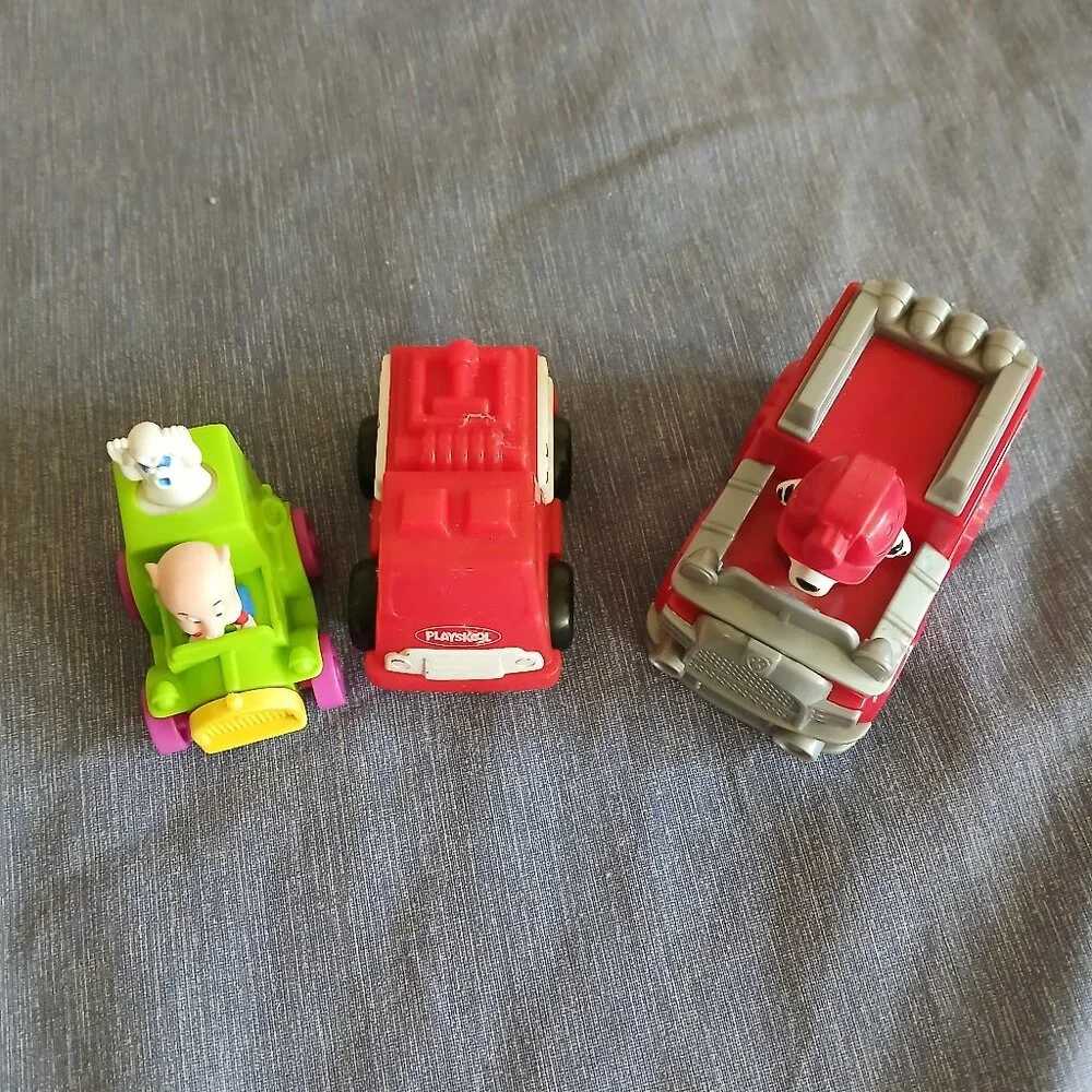 Bundle Vehicle: Firetruck x 2 + car